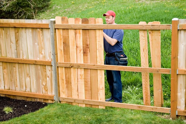 Fencing Canbury, Coombe, KT2